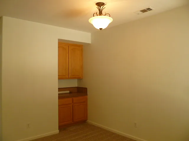 2862 Hillcrest Rd — Photo 5