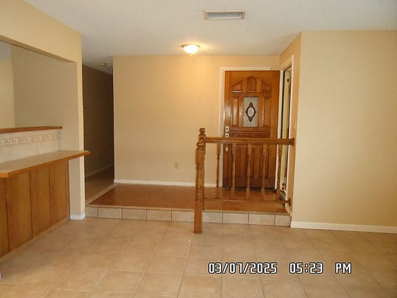 4th image of 13750 Oakmont Dr