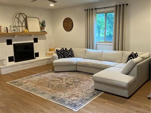 3rd image of 4191 Sunbeam Ave