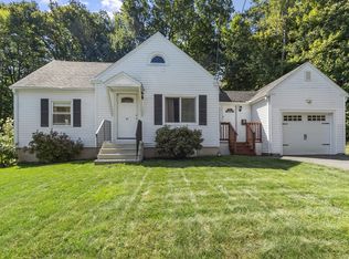 81 Seneca St, Fitchburg, MA 01420