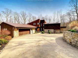 149 Whispering Woods Rd, Charleston, WV 25304