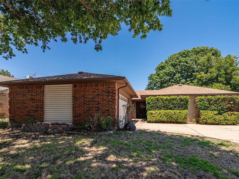 1st image of 10208 Lone Pine Ln