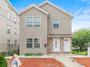 158 Oak St, Paterson, NJ