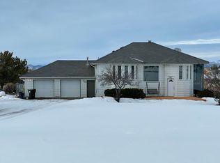 850 Royal Oak Dr, Spring Creek, NV 89815
