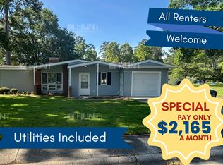 4 Van Buren Dr, Havelock, NC 28532