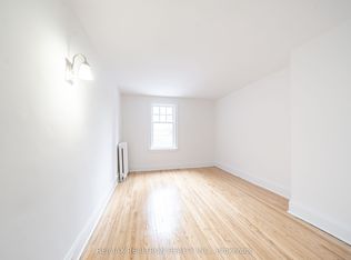 6 Kingston Rd #30, Toronto, ON M4L1S4