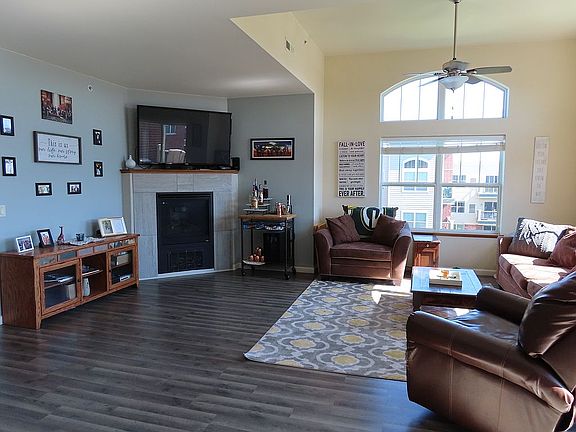 2nd image of 5198 Sassafras Dr Unit 310