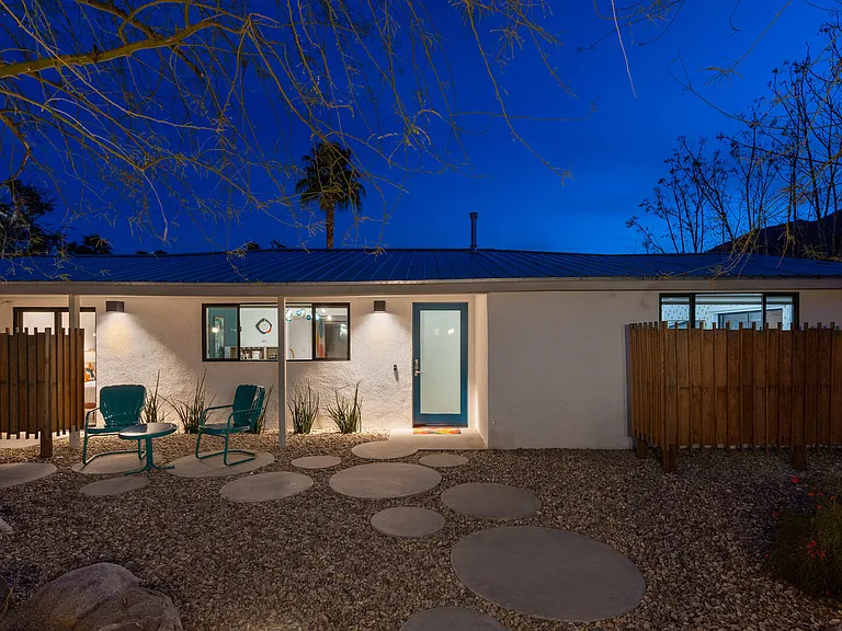 E Palo Verde Ave — Photo 34