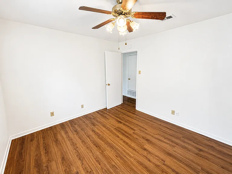 3308 Keller Rd — Photo 12