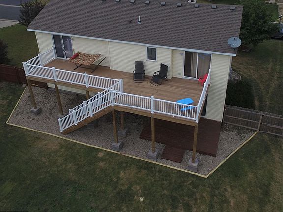 2nd image of 921 Sunrise Ln