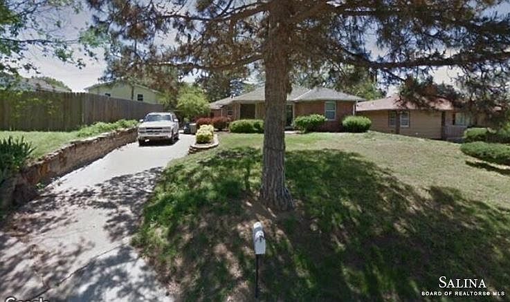 2nd image of 1516 Stapler Ave