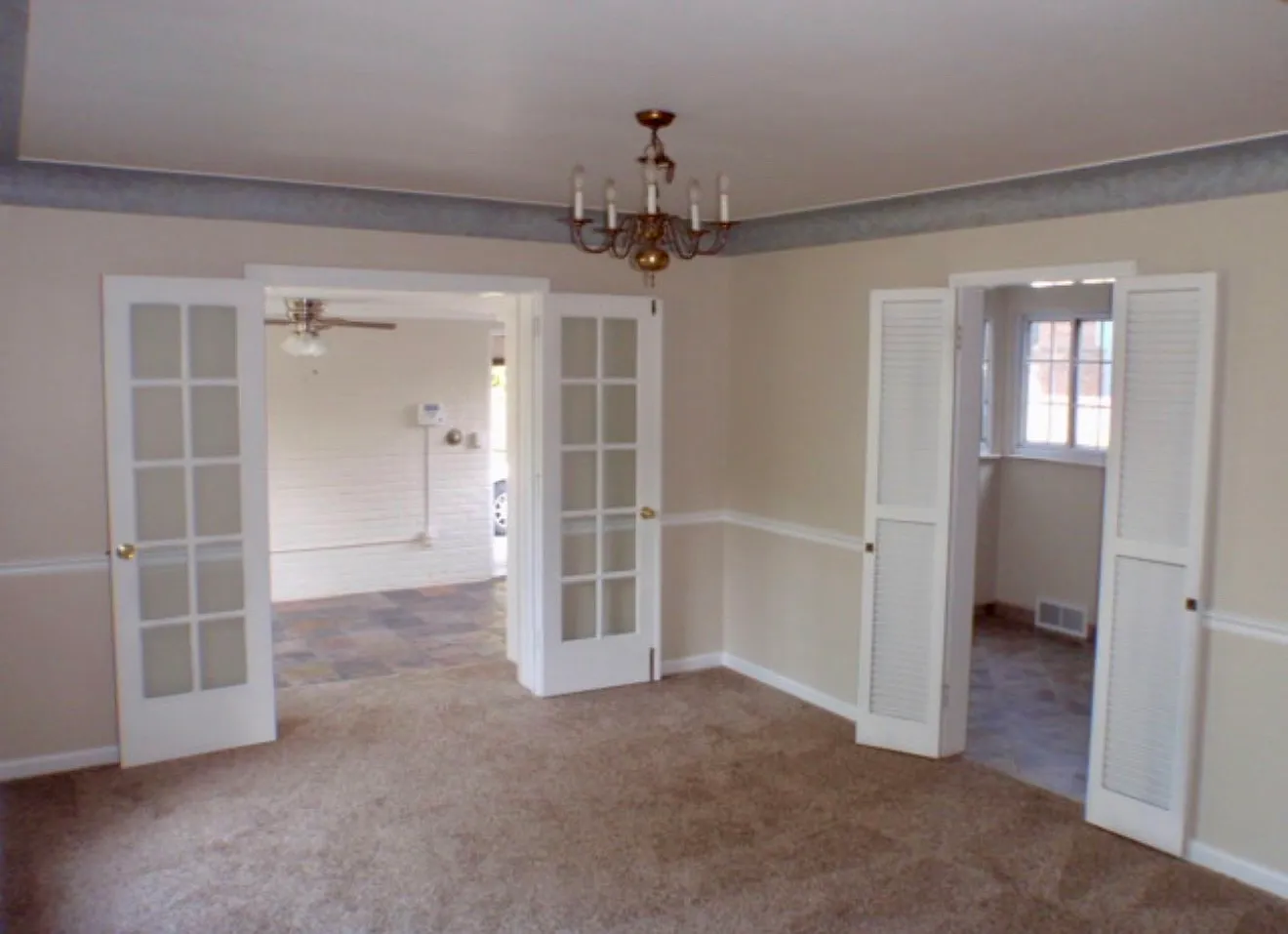 3 bed, 2.5 bath, 2033 sqft, $2,500 — Photo 4