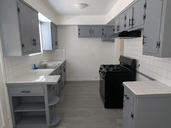 9236 California Ave, South Gate, CA 90280