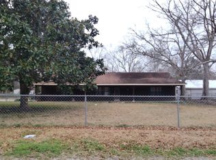 130 1st St, Picayune, MS 39466