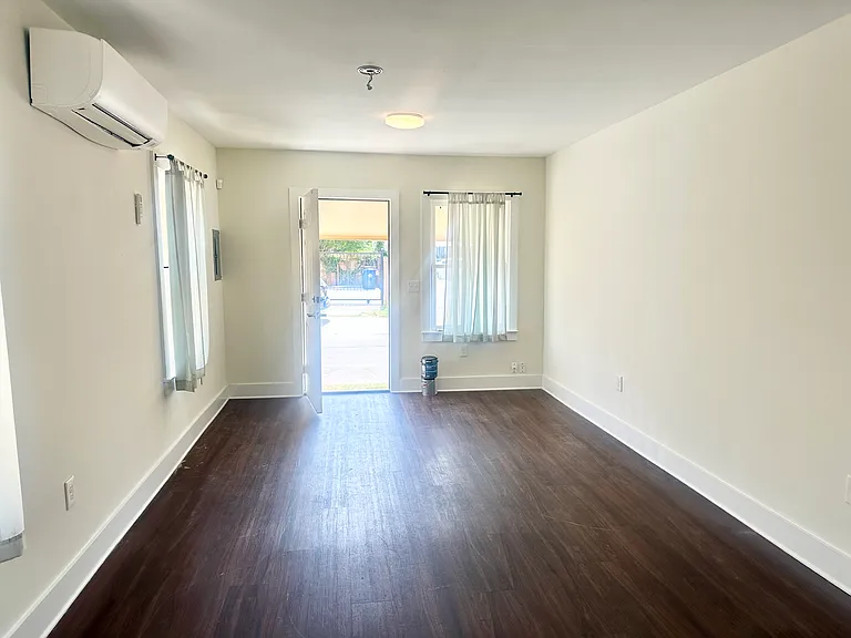 419 S Lopez St #419 — Photo 4