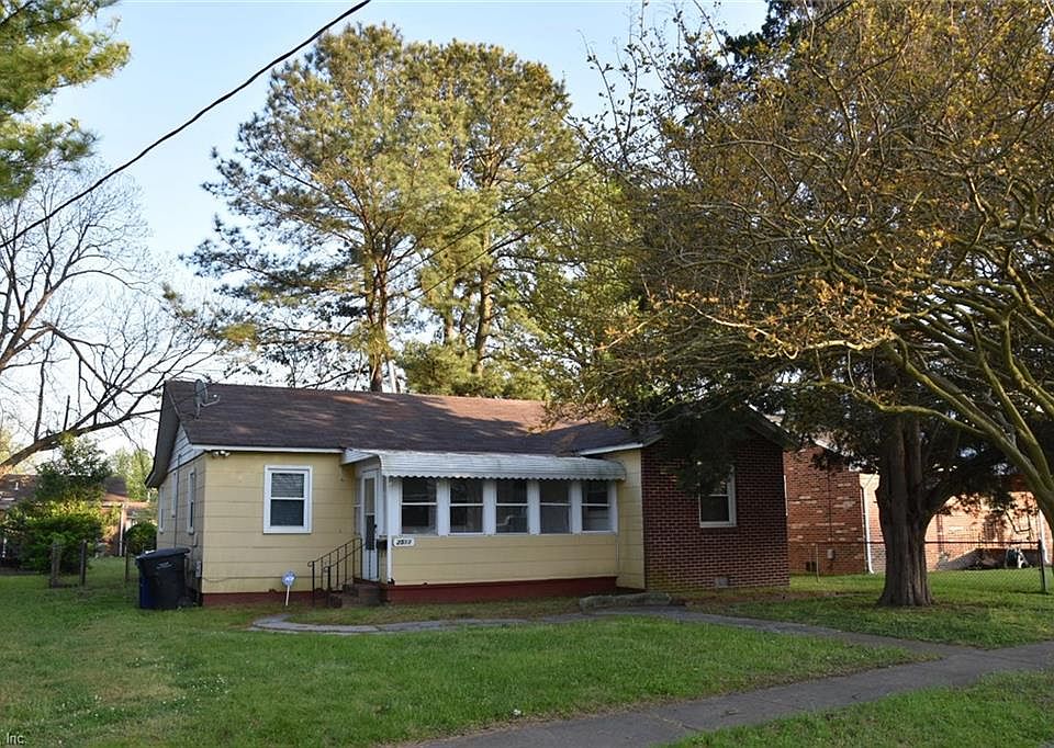 1st image of 2511 Ash St