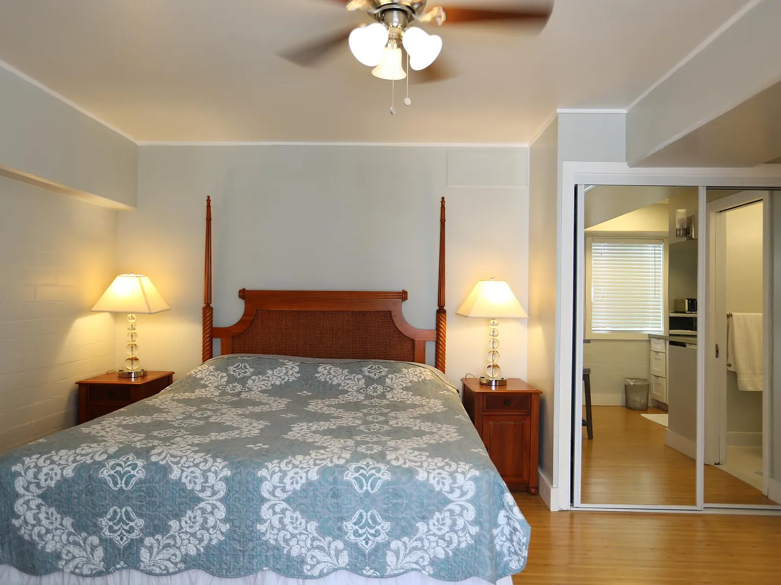 Studio, 300 sqft, $1,550 — Photo 1