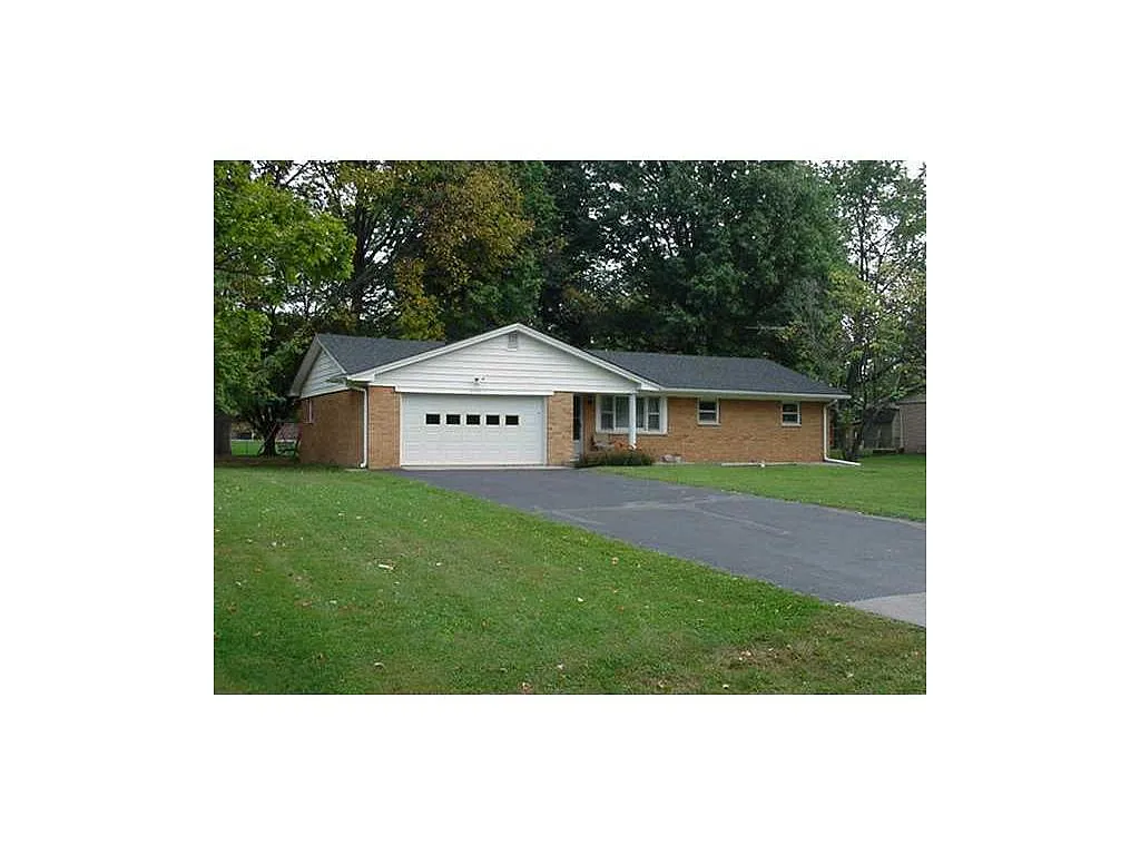 6423 Brushwood Rd photo 1