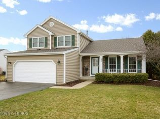 86 E Harbor Dr, Lake Zurich, IL