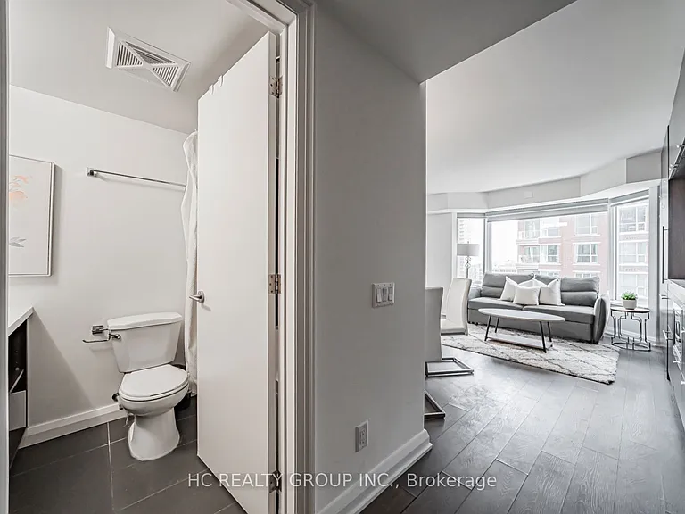 155 Yorkville Ave #2014 — Photo 7