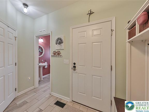 5th image of 4277 Beech Dr
