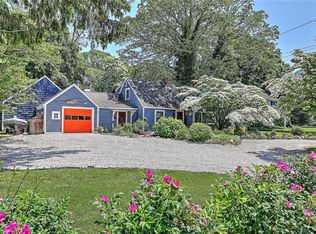 44 Washington Rd, Barrington, RI 02806