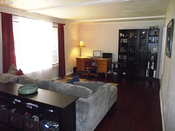5th image of 11306 NE 90th St