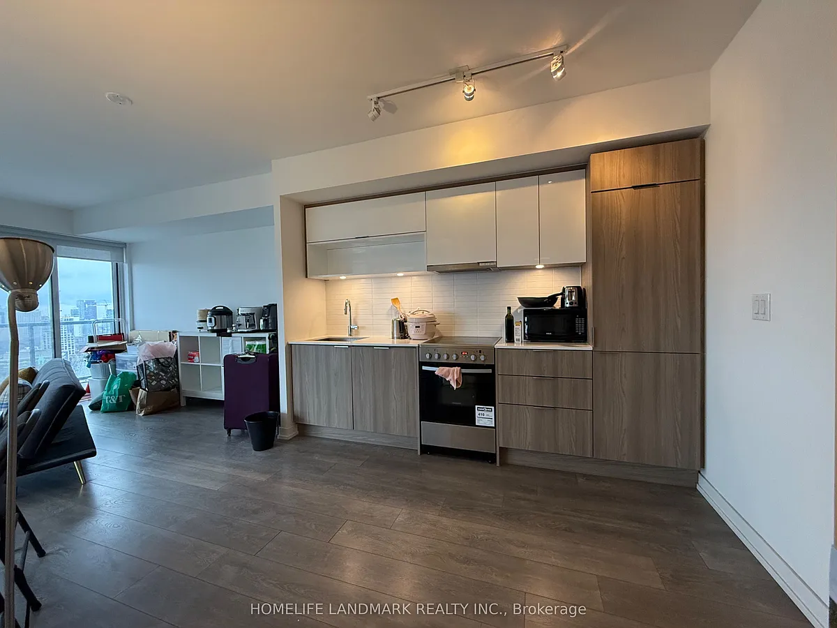 Building Photo - 159 Wellesley St E #1604