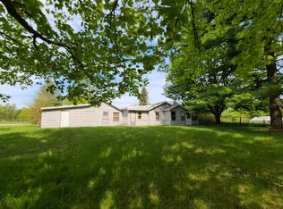 7224 Burns Dr, Lexington, MI 48450