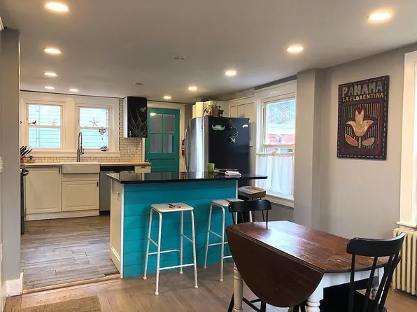 (undisclosed Address), Newport, RI 02840