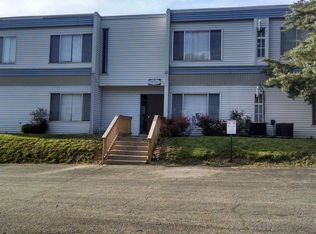 1723 S Country Club Rd APT 205, Decatur, IL 62521