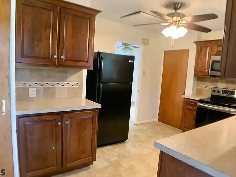 951 Taylor St #3 — Photo 14