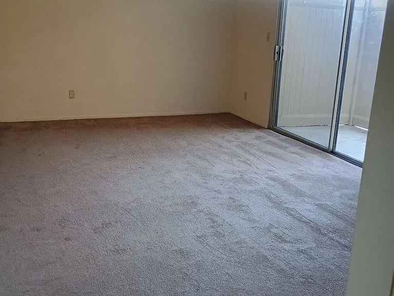 27626 Violin Canyon Rd — Photo 1