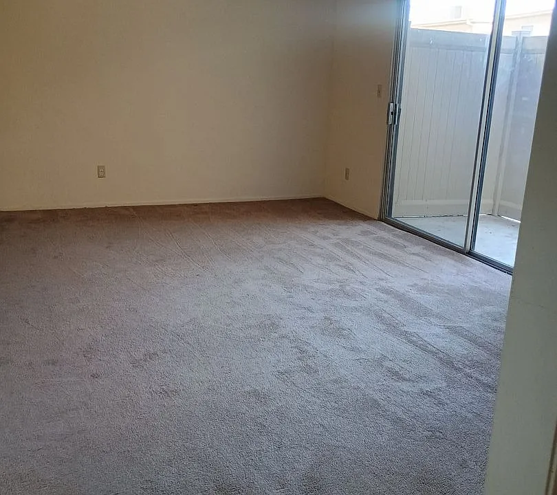 27626 Violin Canyon Rd