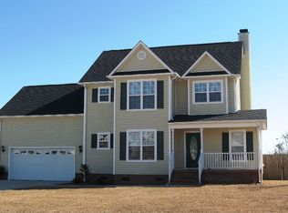 203 New Castle Dr, Jacksonville, NC 28540