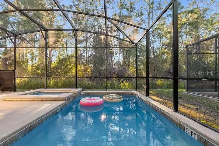 8802 Bamboo Palm Ct — Photo 44