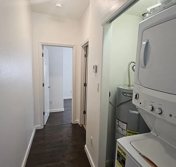 317 Washington St SE #A-F — Photo 10