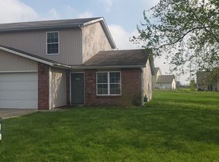 4811 E Schooner Rd APT B, Columbia, MO 65201