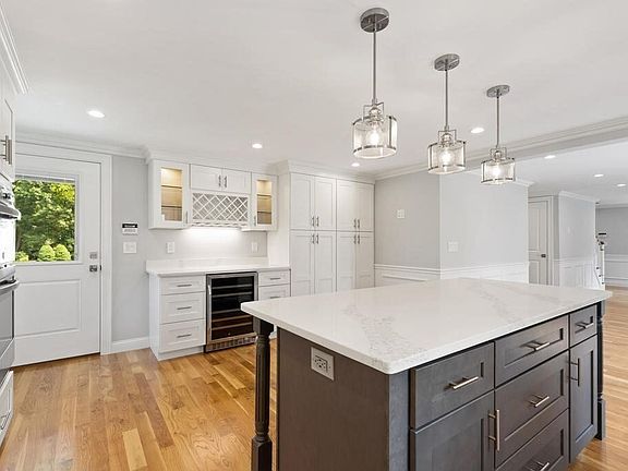 2nd image of 55 Ralph St