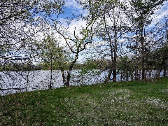 4th image of 3.66 Ac Hog Island Road