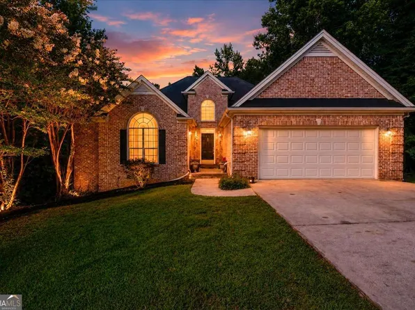 10017 Harmon Springs Dr, Villa Rica, GA 30180