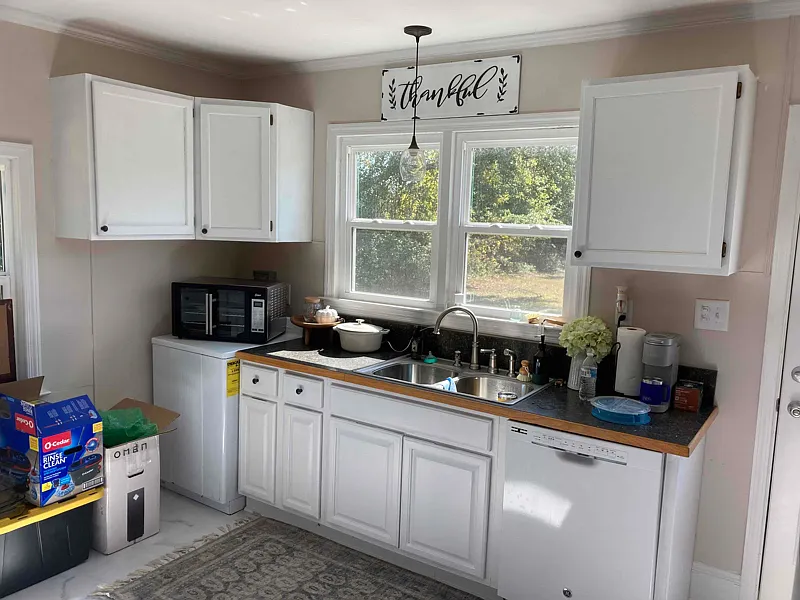 3 bed, $1,400 — Photo 4