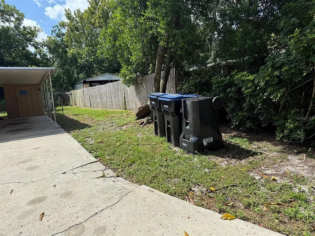 2 bed, 1.0 bath, 684 sqft, $1,100 — Photo 4