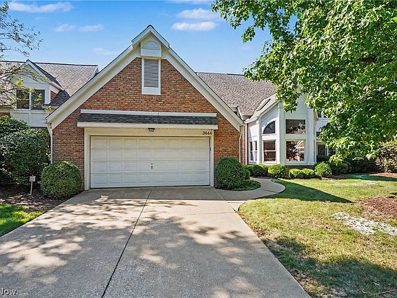 2nd image of 3644 Sparrow Pond Cir