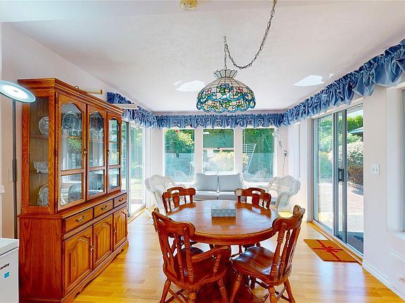 3rd image of 4878 Sea Ridge Dr