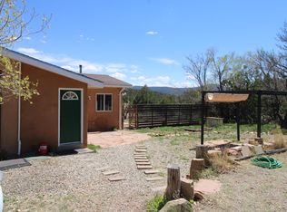 2 Cooper Rd, Cedar Crest, NM 87008