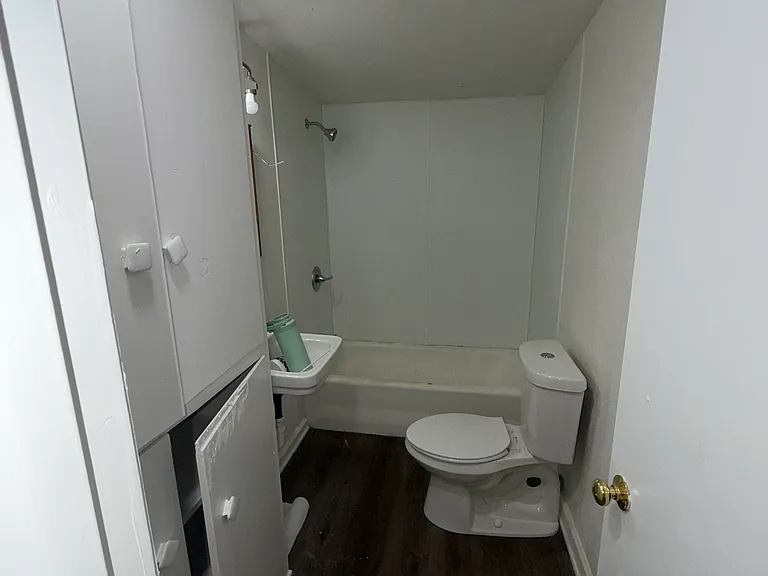 2123 Maple St — Photo 11