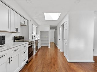 61 Wordsworth St FLOOR 2, Boston, MA 02128