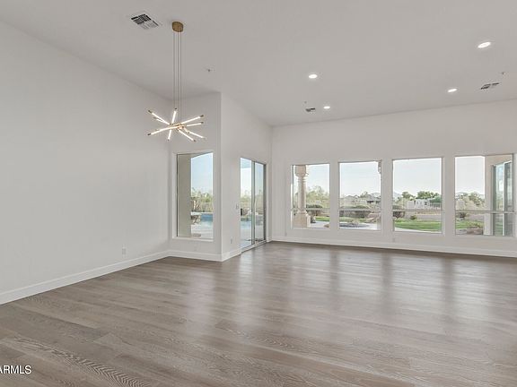 5th image of 11238 N 117th St