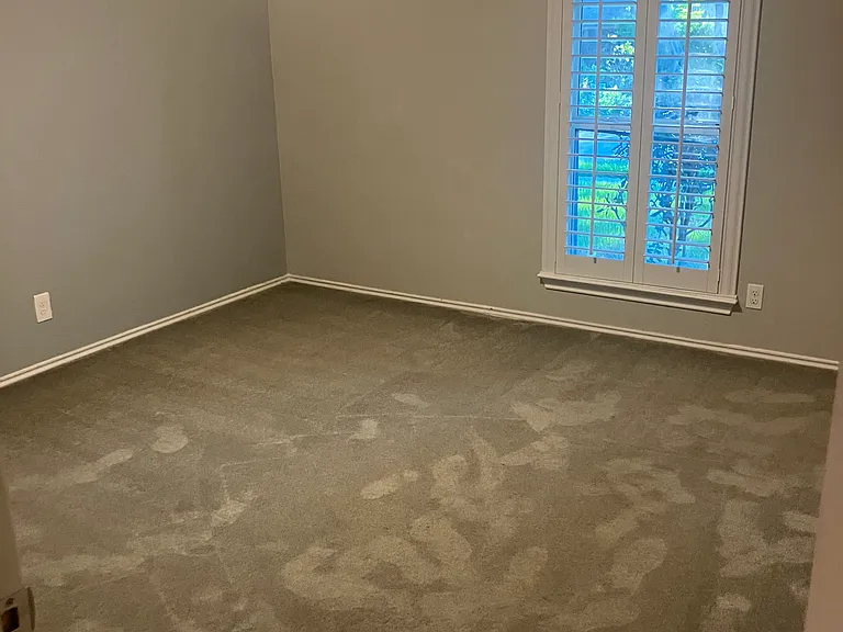 2316 Greenmeadow Dr — Photo 11